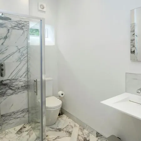 Topside House - Beautiful 7 Bedroom House With Hottub Wifi And Parking Near Bath Wells Frome Oakhill Extérieur photo