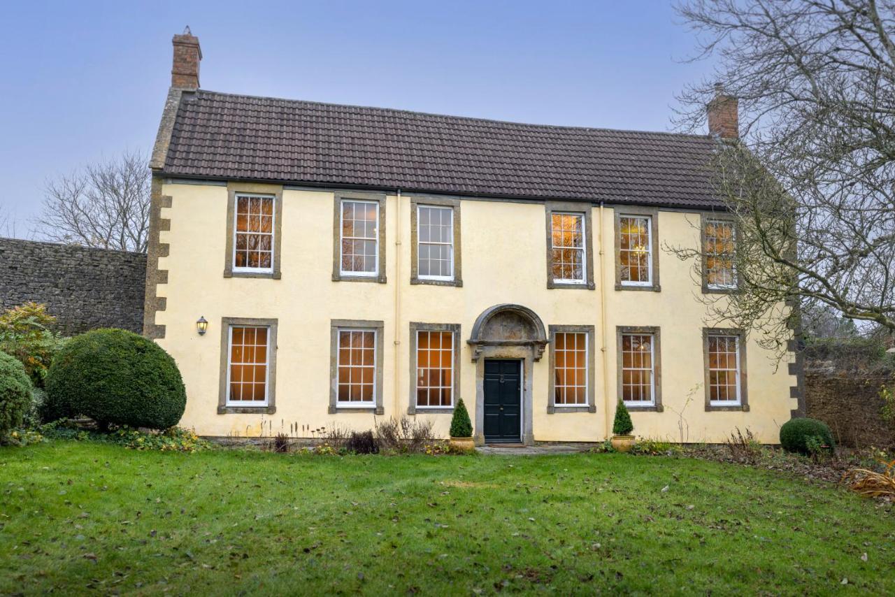 Topside House - Beautiful 7 Bedroom House With Hottub Wifi And Parking Near Bath Wells Frome *