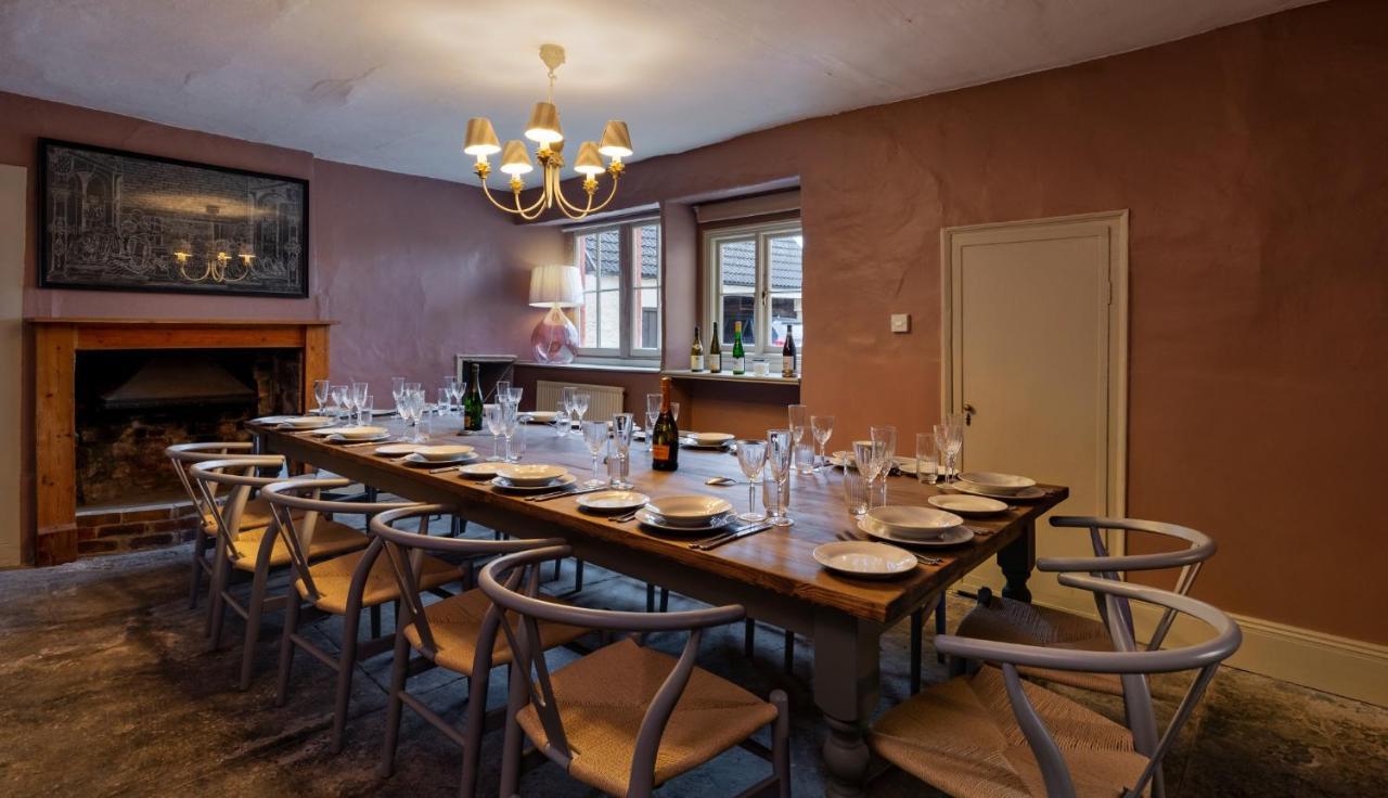Holiday home Topside House - Beautiful 7 Bedroom House With Hottub Wifi And Parking Near Bath Wells Frome *