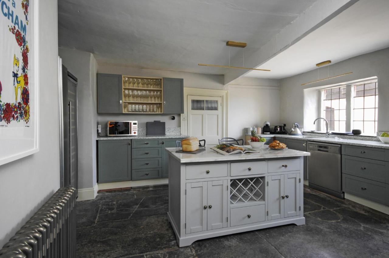 Holiday home Topside House - Beautiful 7 Bedroom House With Hottub Wifi And Parking Near Bath Wells Frome Oakhill