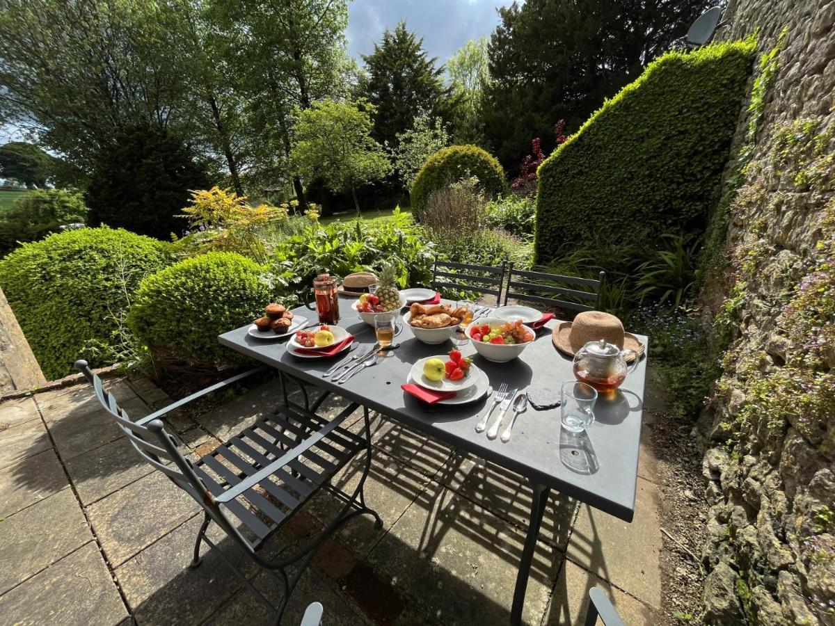 Topside House - Beautiful 7 Bedroom House With Hottub Wifi And Parking Near Bath Wells Frome *