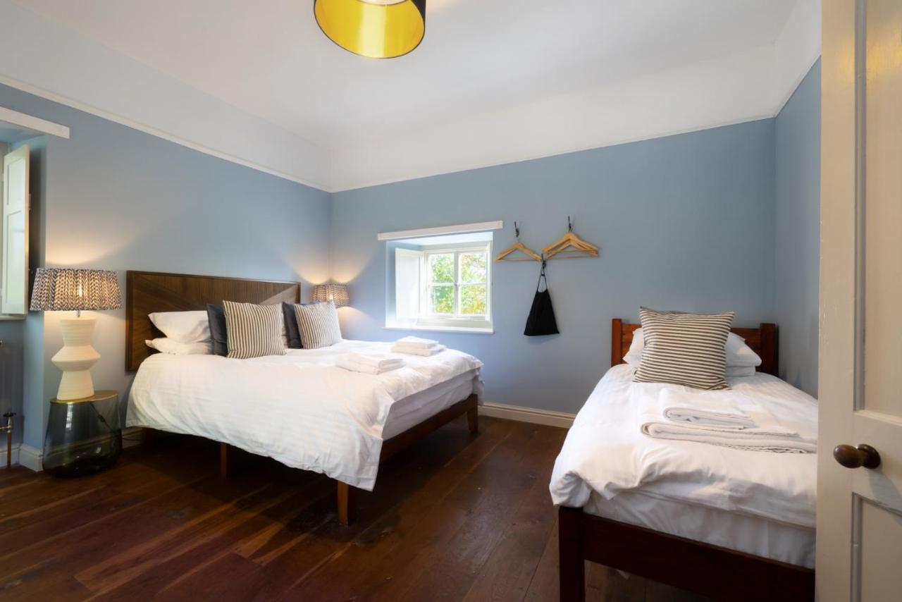 Topside House - Beautiful 7 Bedroom House With Hottub Wifi And Parking Near Bath Wells Frome Holiday home Oakhill