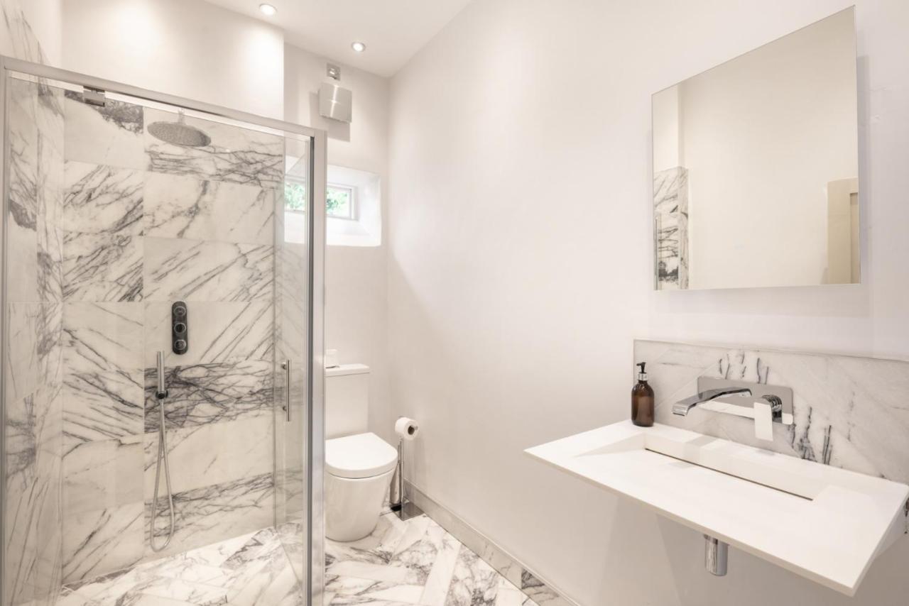 Topside House - Beautiful 7 Bedroom House With Hottub Wifi And Parking Near Bath Wells Frome * Oakhill