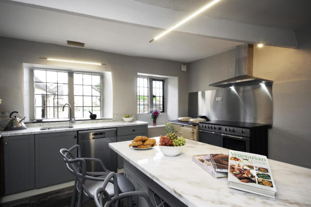 Holiday home Topside House - Beautiful 7 Bedroom House With Hottub Wifi And Parking Near Bath Wells Frome Oakhill